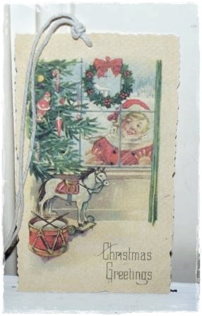 Linnenstructuur kaart met antieke afbeelding , Christmas greetings,  afm. 13 x 7,5 cm. cm. aan touwtje
