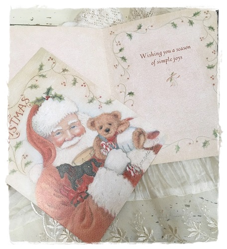 Hele mooie dubbele kaart “Wishing you a season of simple joys”13,5 x 17,5 cm. plus enveloppe