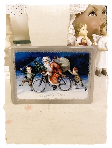 Postcard antieke kerstafbeelding van metaal met enveloppe en haakje