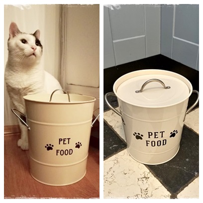 Emalle creme emmer Pet food met deksel en binnenemmertje 20 x 19 cm. (zie omschr)