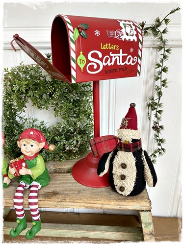 Hele leuke brievenbus , Letters to Santa, 32 cm. hoog
