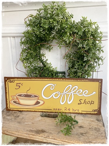 Metalen bord Coffee Shop, afm. 36 x 13 cm., kleur oker, wit en bruin