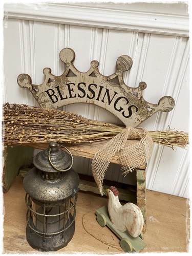 Brocante kroon hout BLESSINGS om op te hangen 49,5 cm. lang