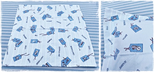 Hoes maritiem, aan 1 kant maritiemlabels , andere kant streep wit blauw 40×40 oude collectie Clayre en eef, wel nieuw nog!