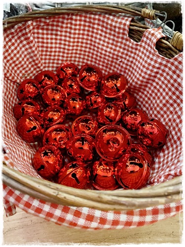 bel roodglanzend 5 x 4 cm. voor decoratie