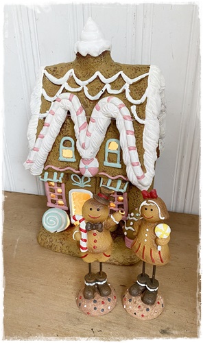 Superleuk en gezellig groot gingerbreadhouse, 40 cm. hoog met ledverlichting.