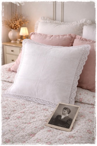 Romantische kussenhoes met kantrand en kantranden over het kussen 60×60 cm plus binnenkussen