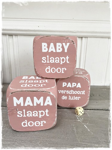 woodart dobbelsteen roze aa