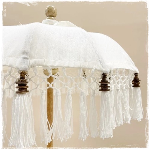 tafelparasol creme en wit mm